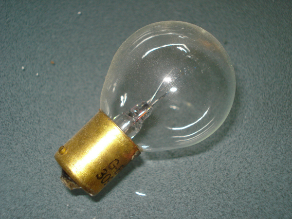 Speziallampe GE-309